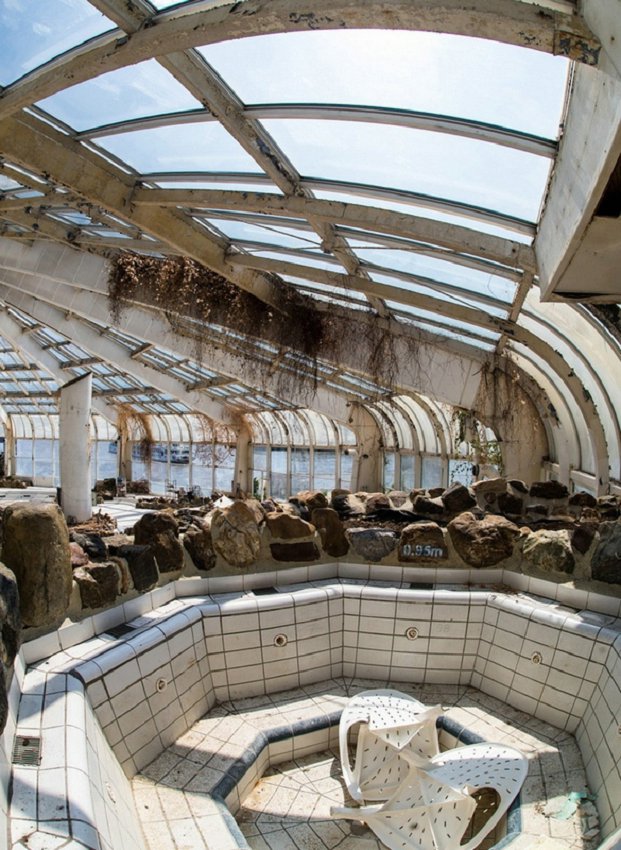 Un parc aquatique abandonné aux Pays-Bas (21)