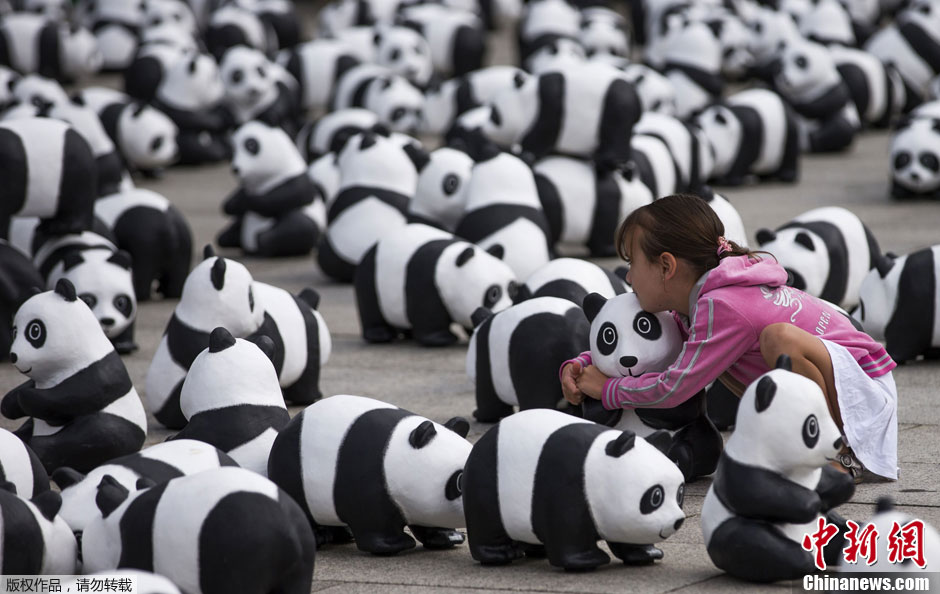 Berlin : 1600 pandas manifestent pour la protection des espèces menacées