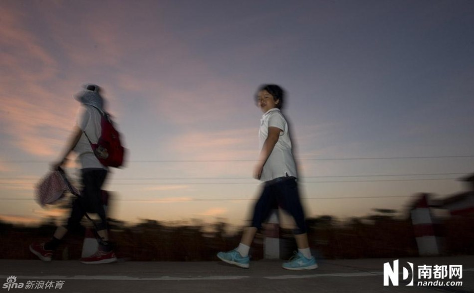 Une fille de 8 ans parcourt 700 km à pieds en 20 jours (19)