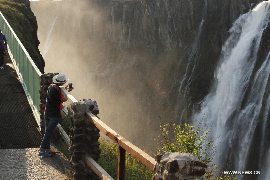 Découvrez la beauté des Chutes Victoria en Afrique (3)