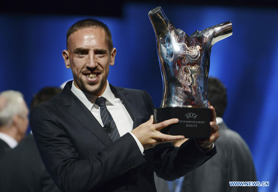 Football: Ribéry élu joueur UEFA de la saison 2012-2013 