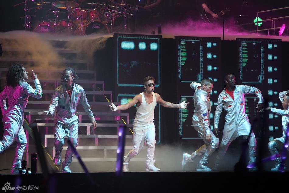 Justin Bieber débute sa tournée en Chine (3)