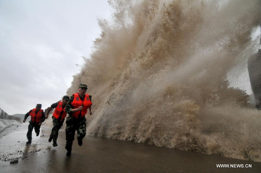 La Chine en alerte à l'approche du typhon Fitow