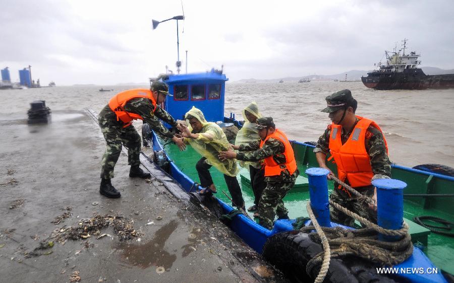 La Chine en alerte à l'approche du typhon Fitow (5)