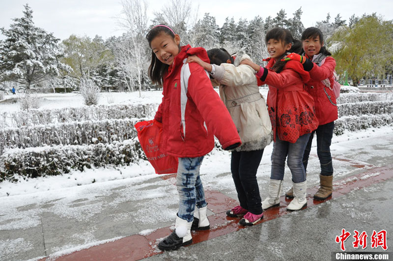 Météo: la neige arrive dans le nord de la Chine ! 