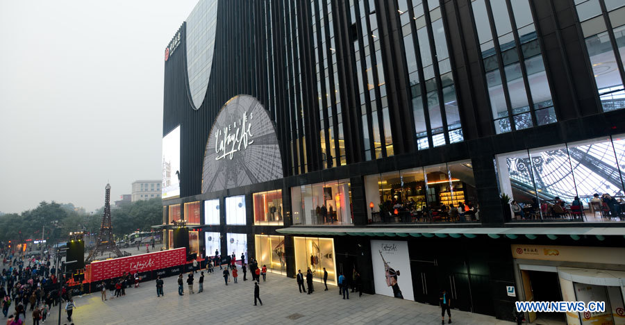 France/Chine : ouverture officielle du premier magasin des Galeries Lafayette à Beijing  (3)