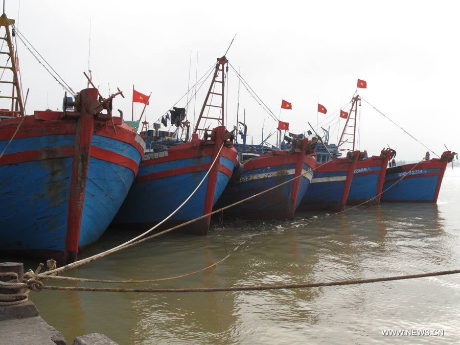 Le typhon Haiyan touche le Vietnam après les Philippines