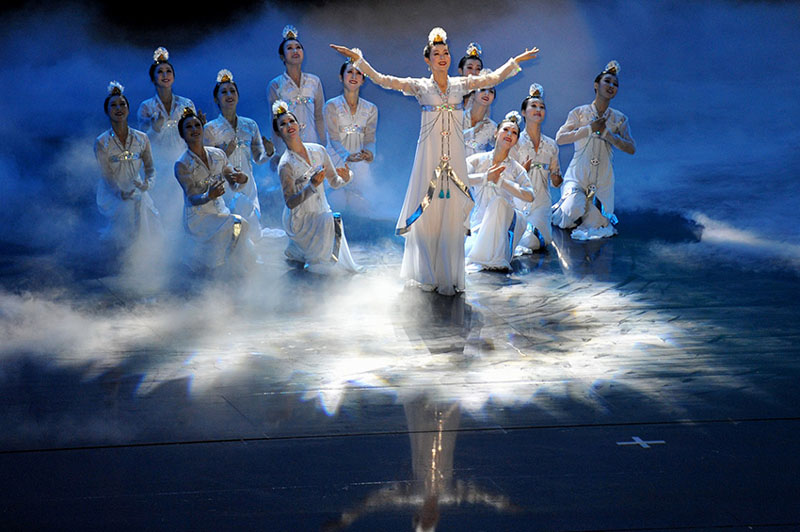 Les Fleurs d'Azalée : la comédie musicale nord-coréenne honorée à Kunming (3)