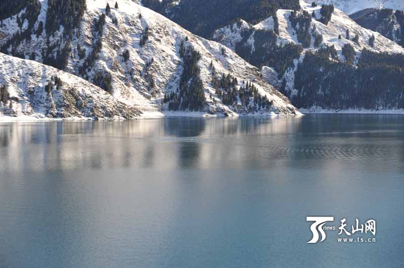 Xinjiang : apparition de deux ? monstres aquatiques ? sur le lac Tianchi