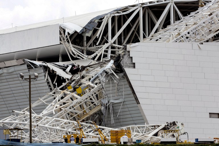 Brésil : un effondrement tue deux ouvriers au stade de la Coupe du monde de 2014 à Sao Paulo (3)