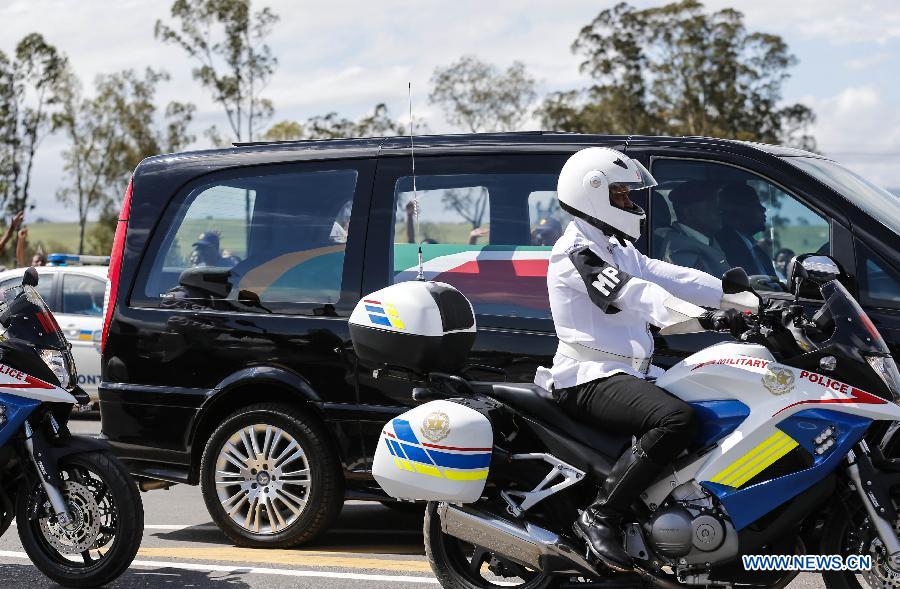 Afrique du Sud: arrivée de la dépouille de Mandela à Qunu (8)