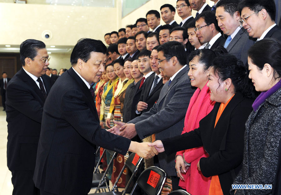 Liu Yunshan assiste à une cérémonie de remise des dipl?mes de l'Ecole du Parti