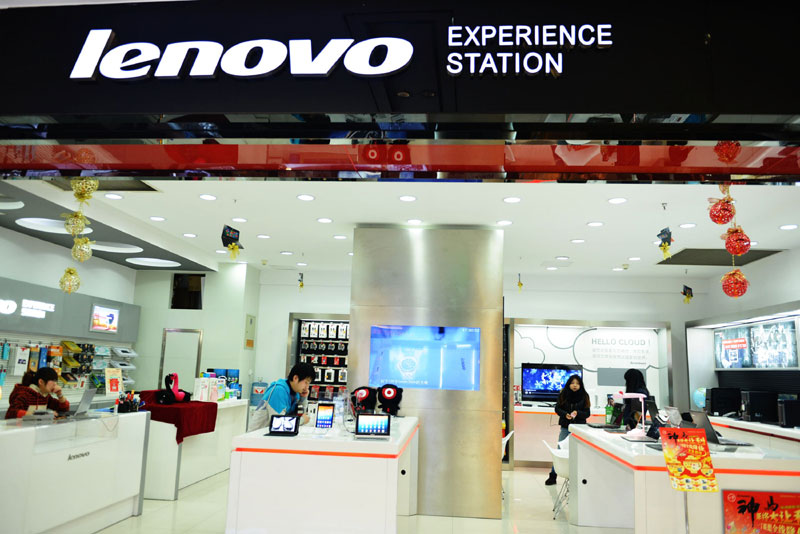 N°1 LenovoLenovo Group Ltd, le plus grand fabricant mondial d'ordinateurs personnels en termes de livraisons, vise à vendre en Chine 1 million de téléviseurs ?intelligents? cette année après la sortie de son modèle phare de deuxième génération très attendu ce jeudi.