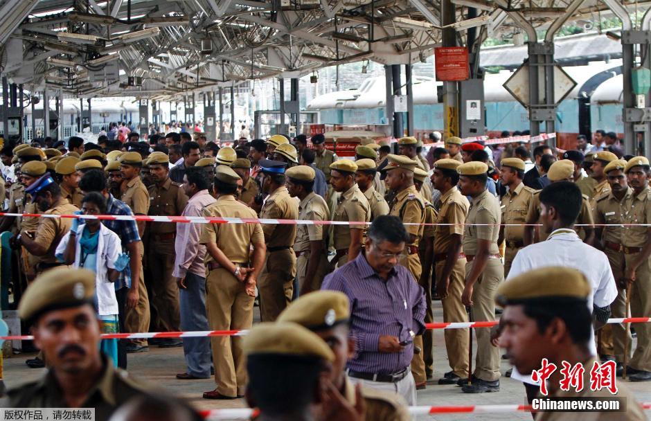 Un mort et 9 blessés dans un double attentat à la bombe dans le sud de l'Inde (2)